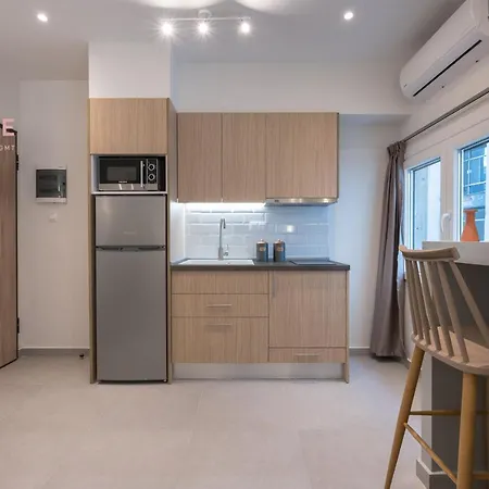 Yellow Door, Nilie Hospitality Mgmt סלוניקי