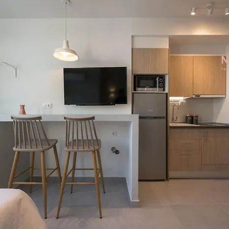 Yellow Door, Nilie Hospitality Mgmt Θεσσαλονίκη
