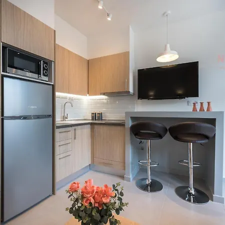 Apartment Yellow Door, Nilie Hospitality Mgmt *